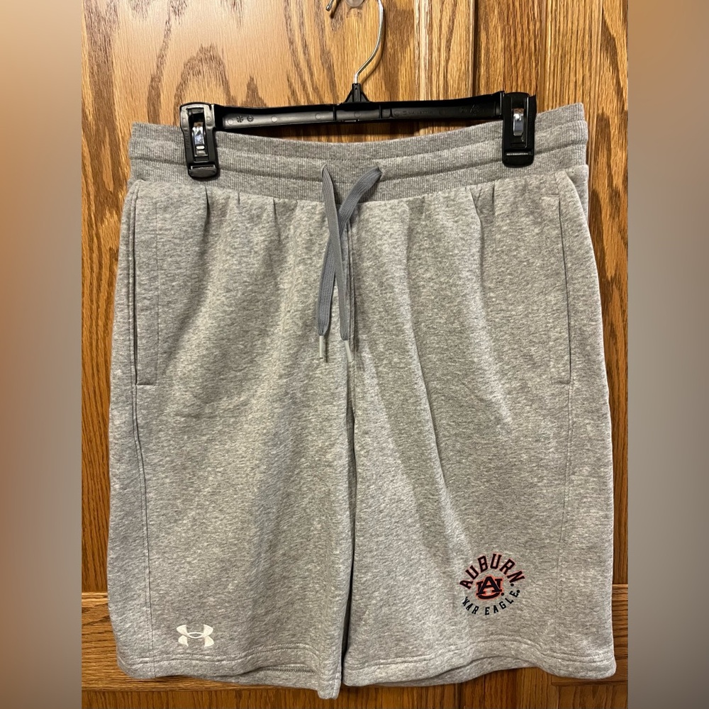 NWT Under Armour Men’s Shorts Size Large
